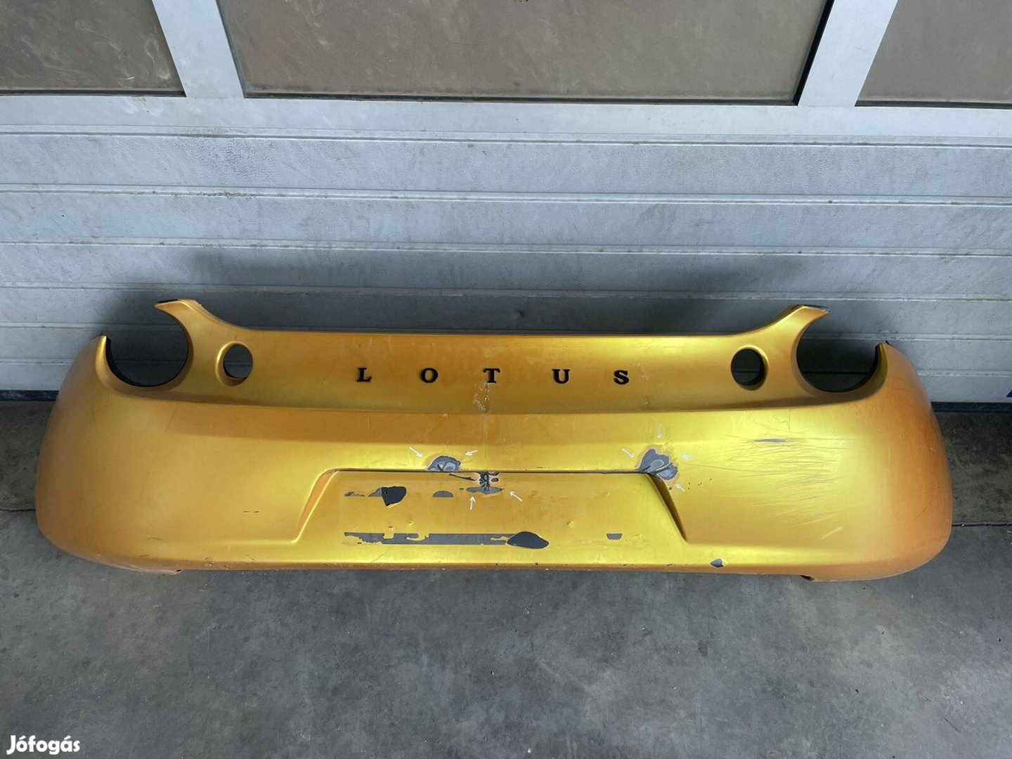 Lotus Evora hátsó lökhárító lökő C132B0037 2010-2015