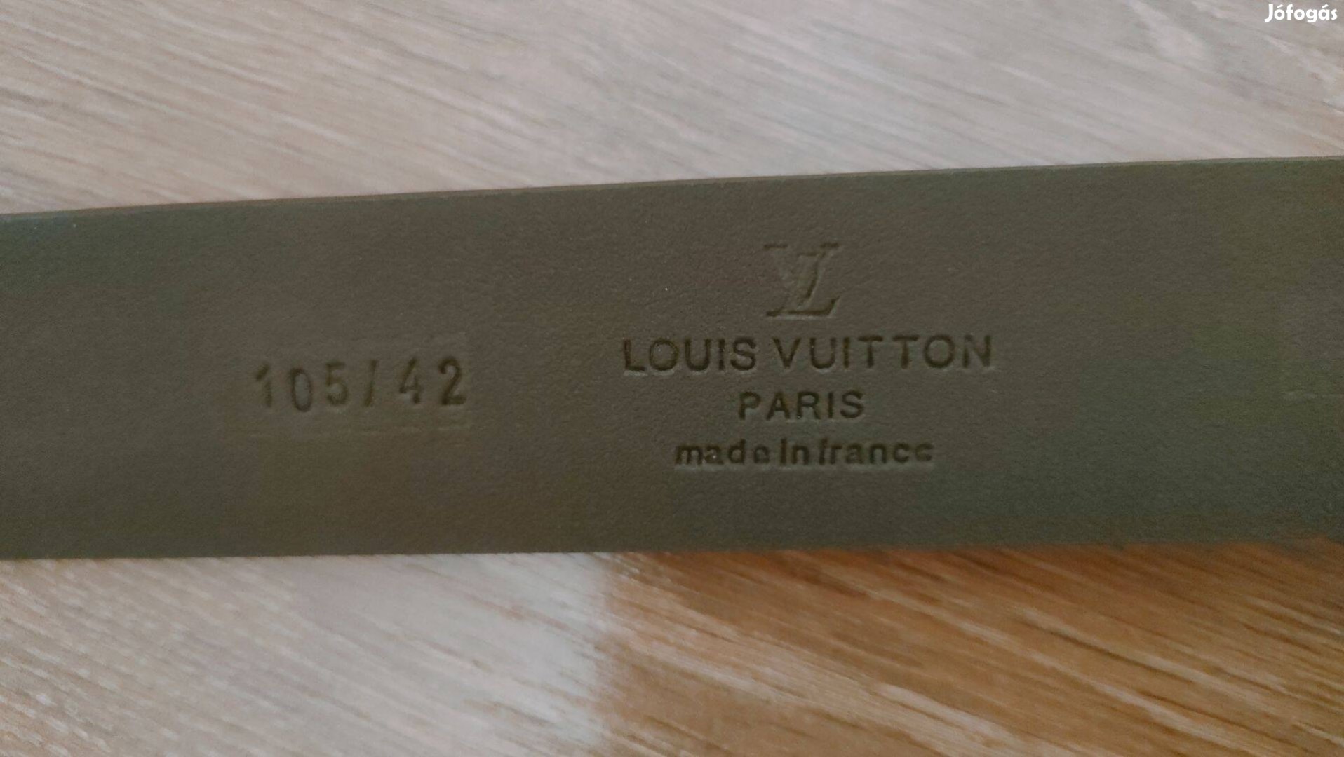 Louis Vuitton férfi őv