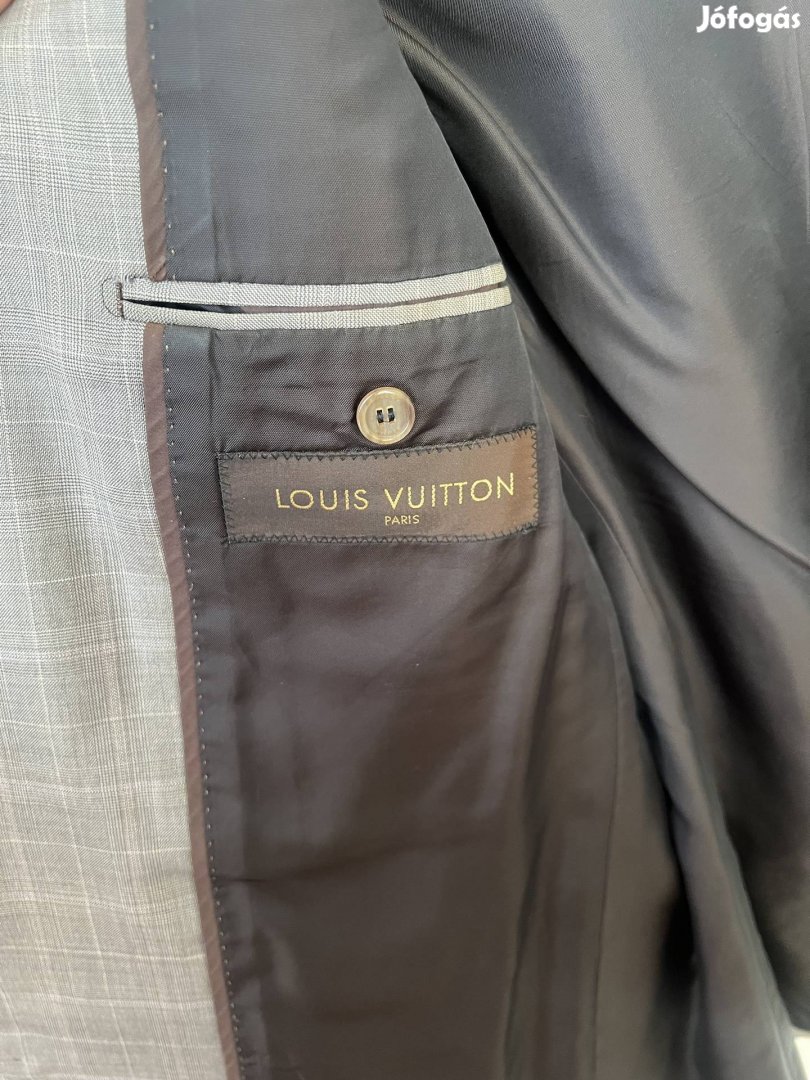 Louis Vuitton öltöny