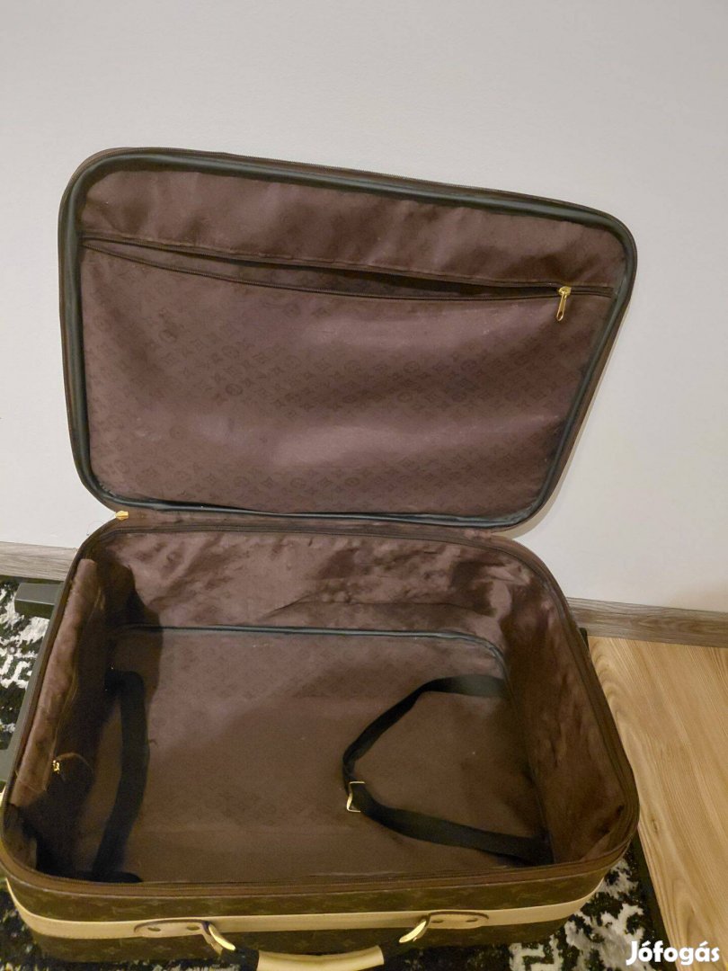 Louis Vuitton pegase 55 eredeti bőrönd