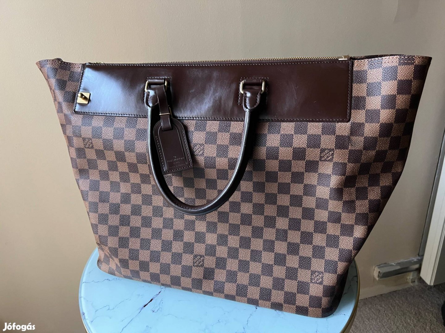 Louis Vuitton táska