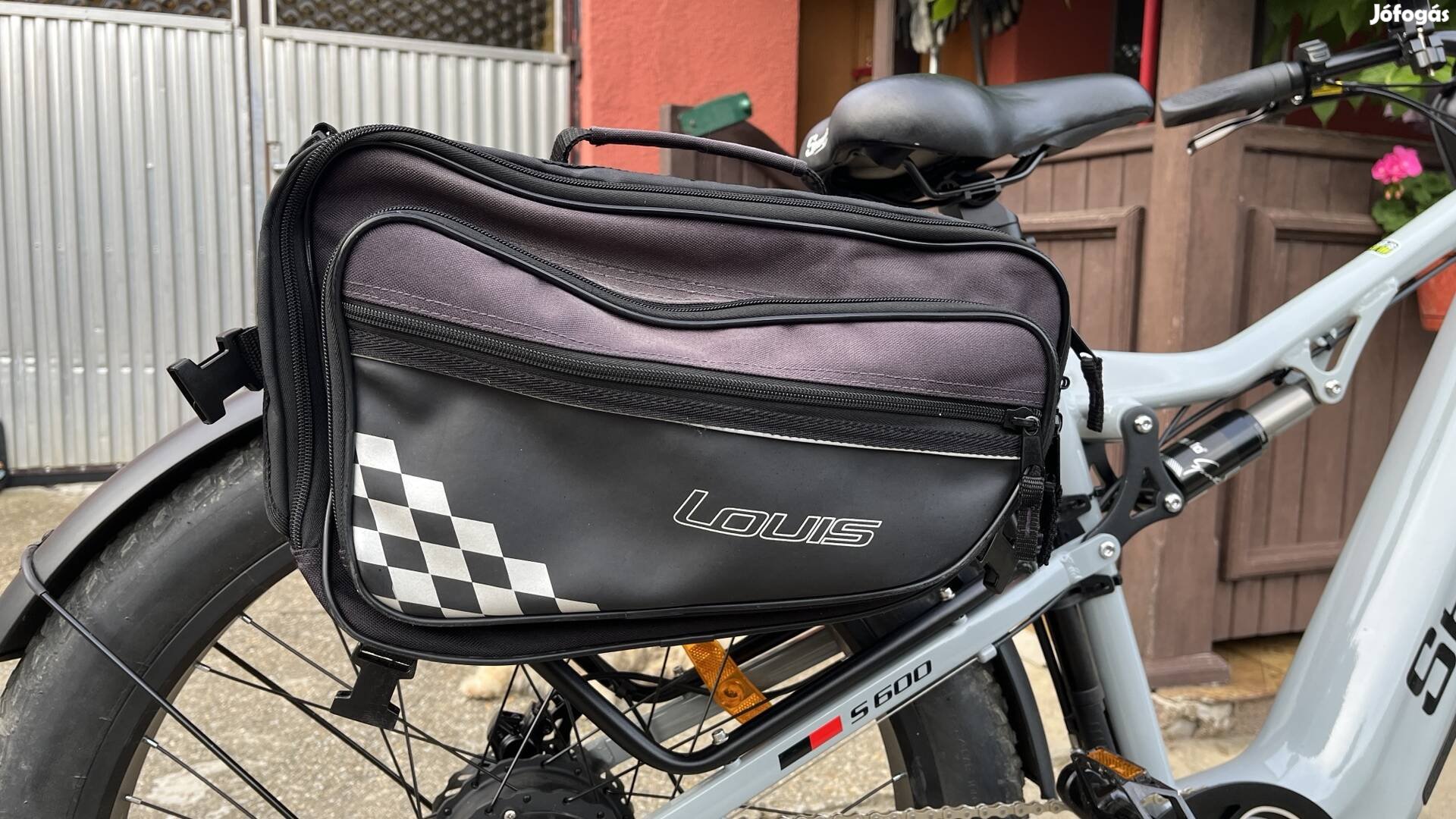 Louis motoros kerékpáros oldaltáska
