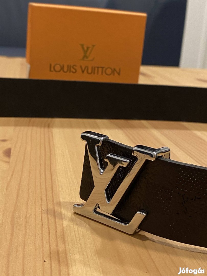 Louis vuitton fekete iv
