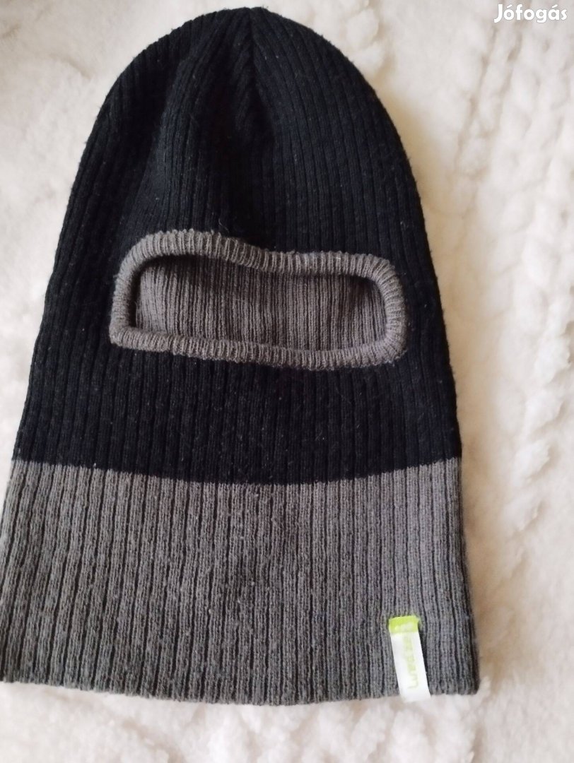 Lovagló sapka kötött