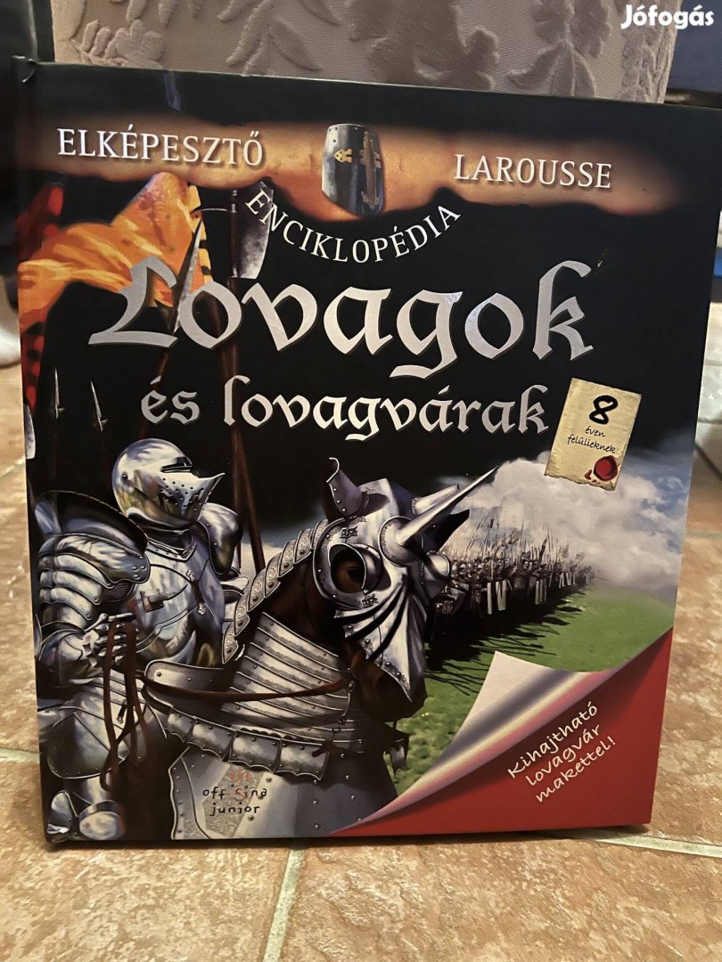 Lovagvárak - kihajtható mesekönyv, lovagvár makettel