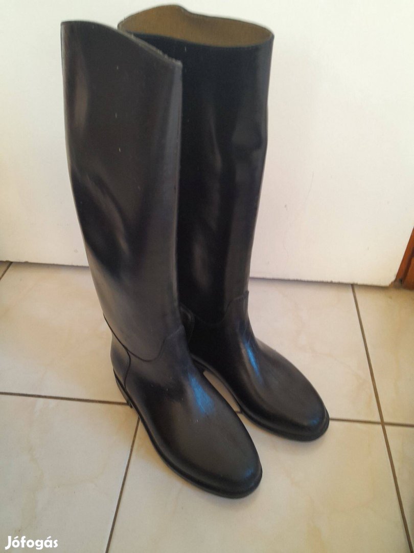 Lovas csizma 37 méret