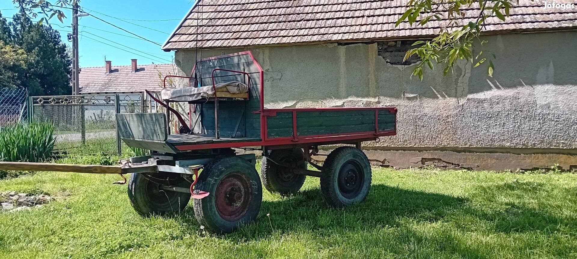 Lovas kocsi eladó