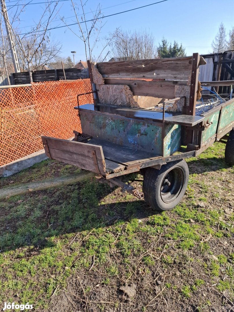 Lovas kocsi eladó !