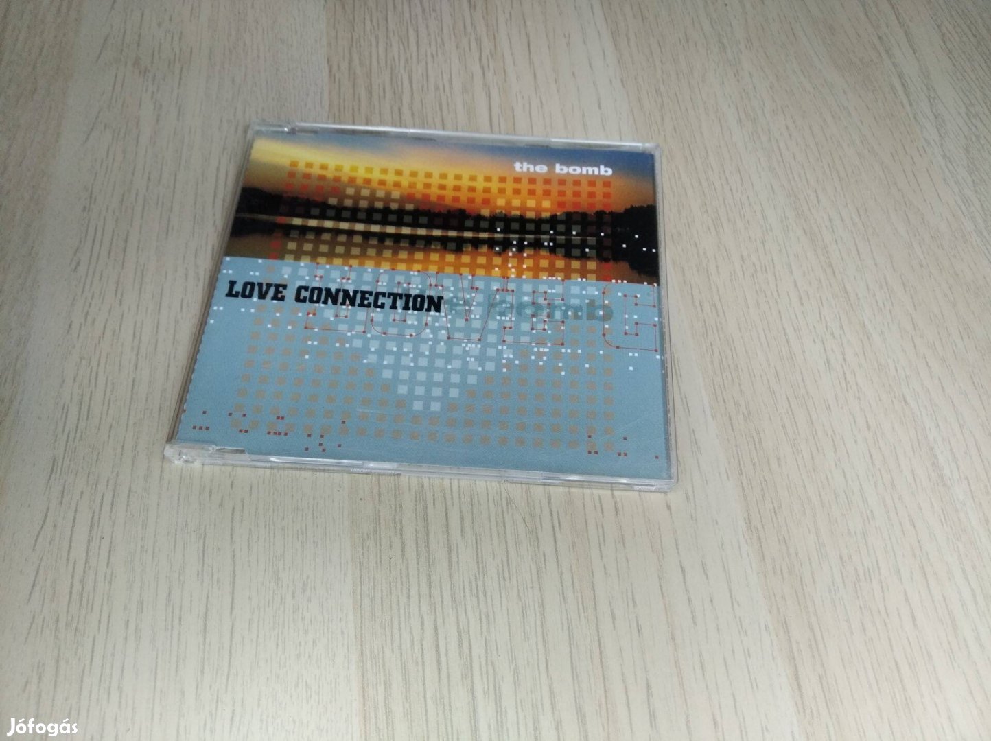 Love Connection - The Bomb / Maxi CD