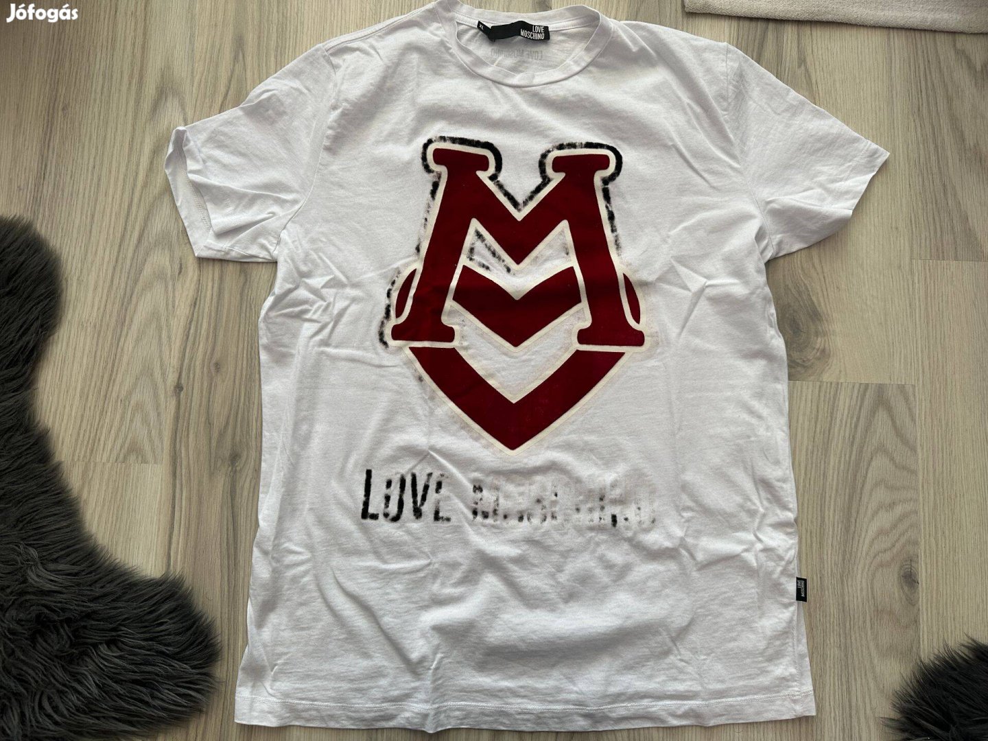 Love Moschino férfi póló XL hibás olvasd végig