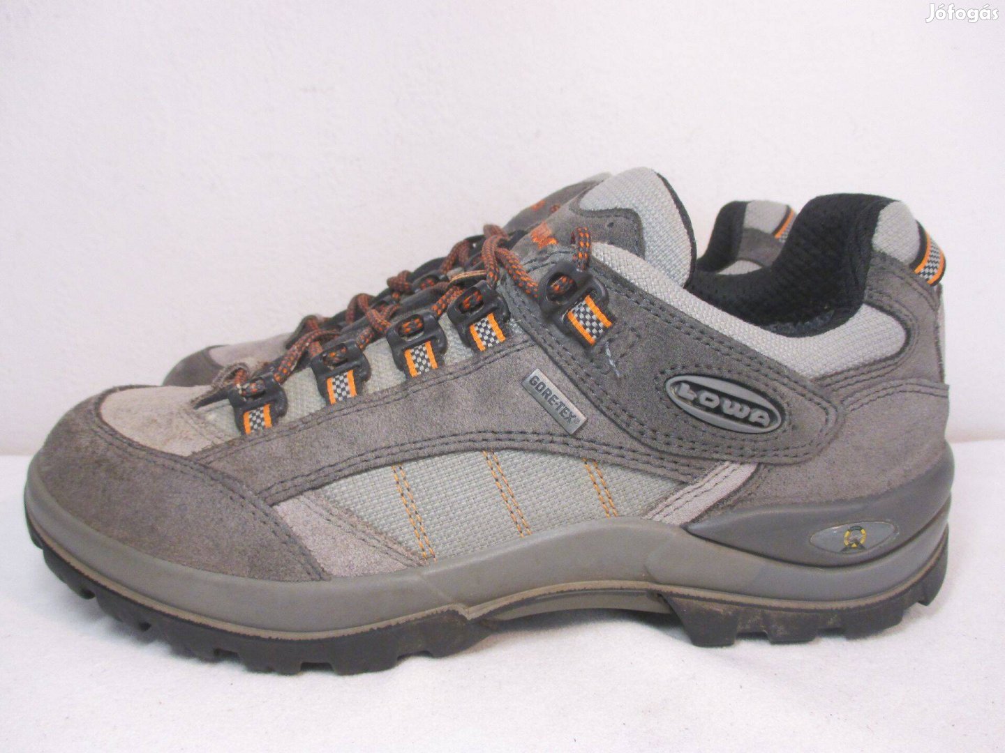 Lowa Traverse Gtx low túracipő 40-es