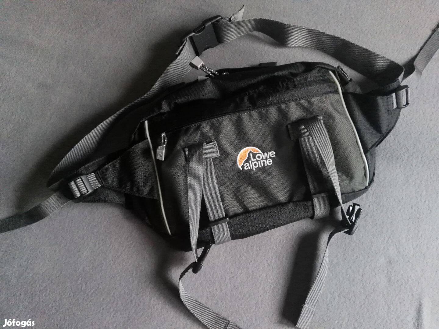 Lowe Alpine Mesa Runner övtáska crossbody futás kerékpározás