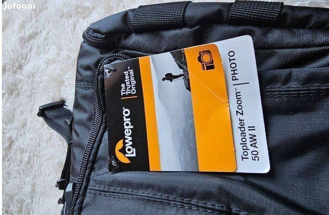 Lowepro LO36702 Toploader Zoom 50 AW II Válltáska