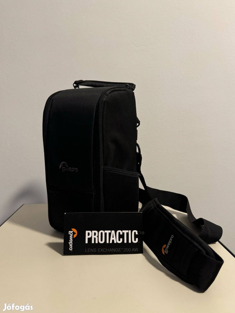 Lowepro Protactic Lens Exchange 200AW objektív táska