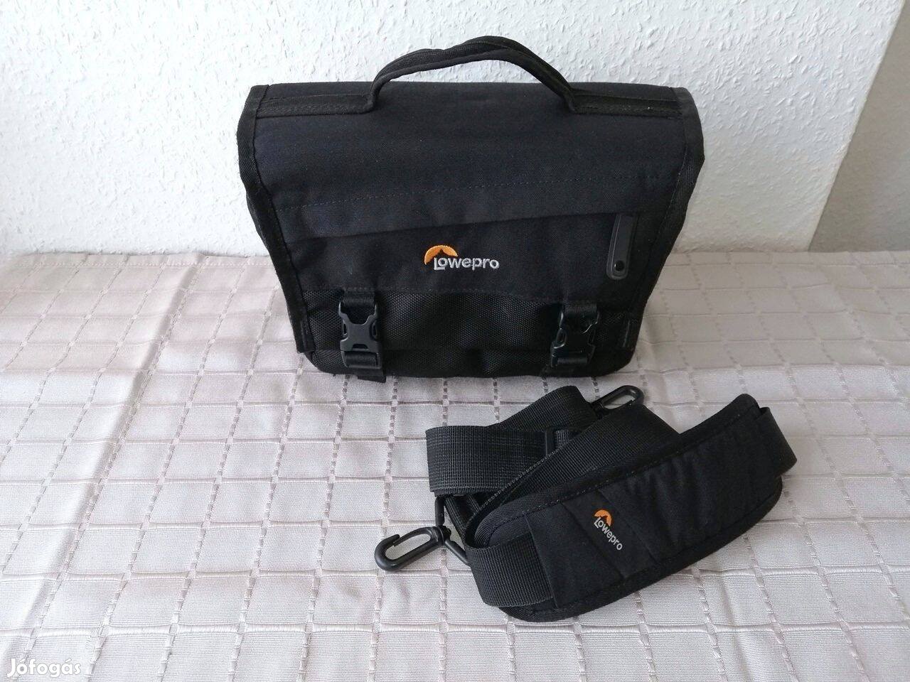 Lowepro m-Trekker SH 150 fotós táska