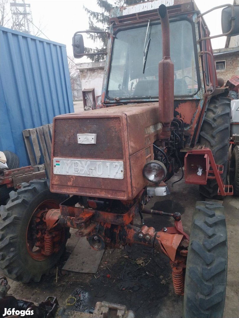 Ltz 551 lux,4x4-es traktor,lejárt müszakival,papirjaival elado