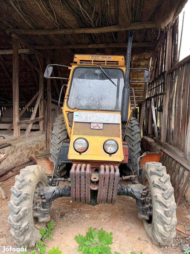Ltz-55A traktor és 2 fejes eke
