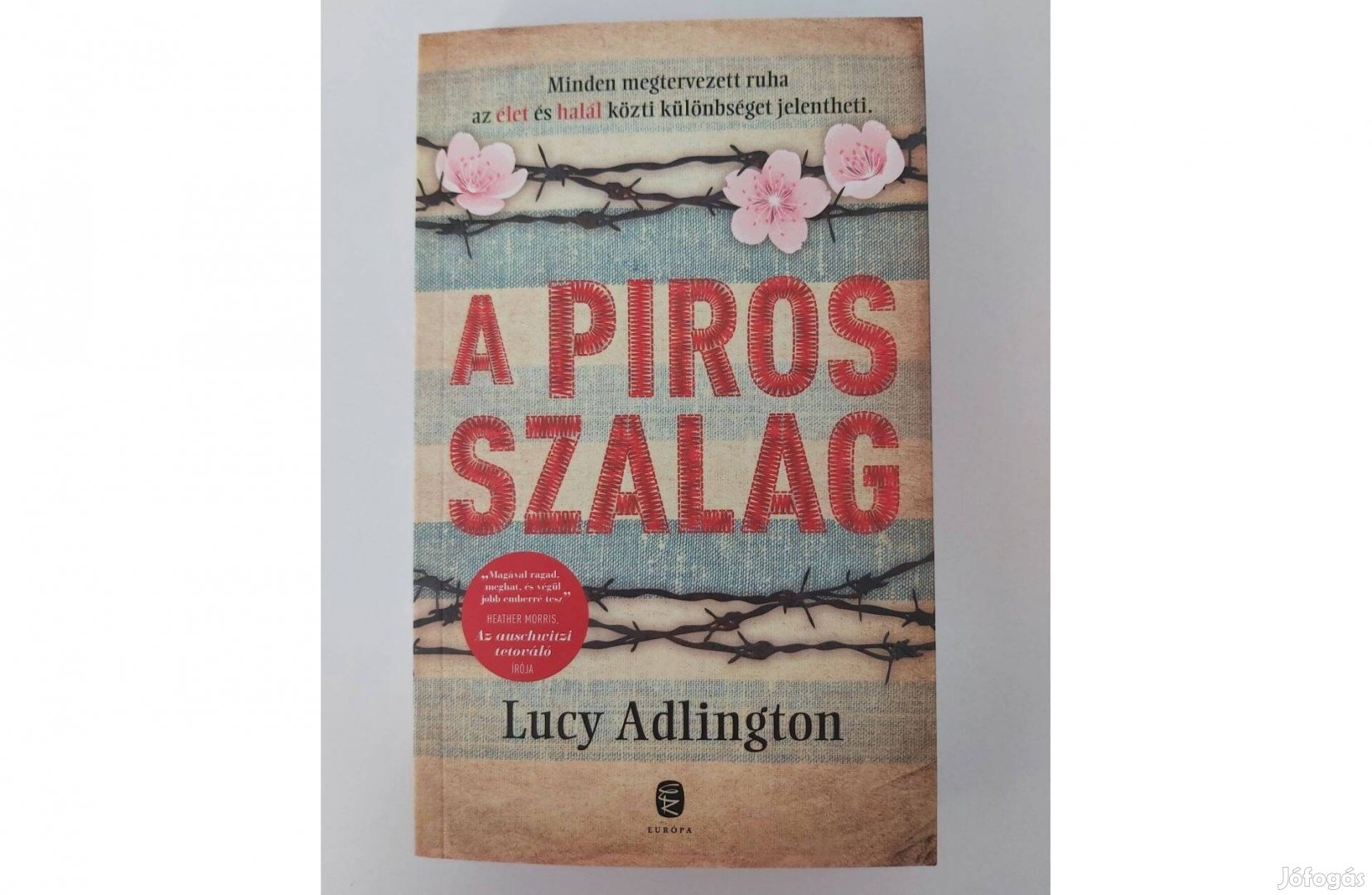 Lucy Adlington: A piros szalag