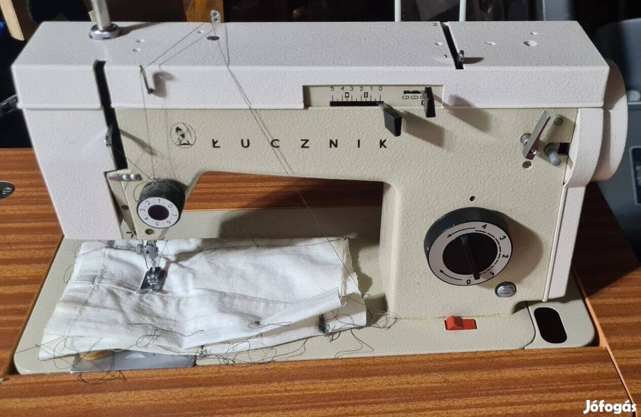 Lucznik tur2 asztali szekrényes varrógép