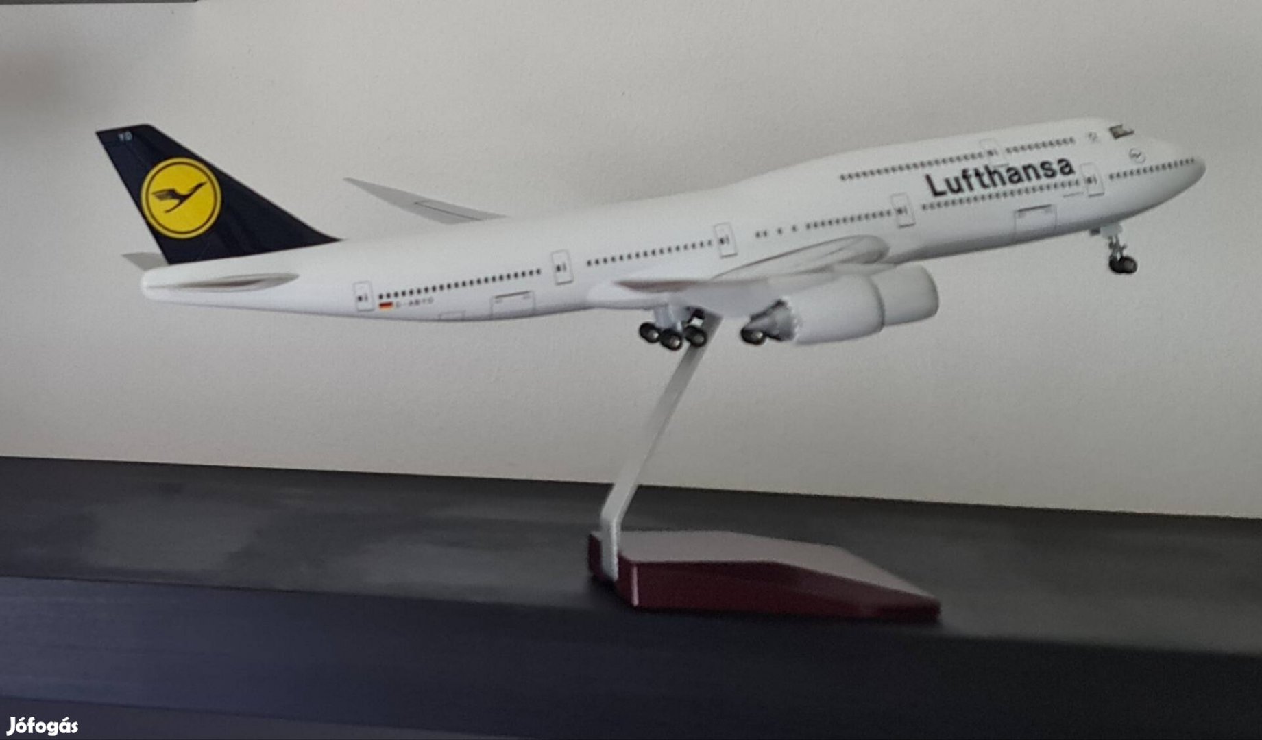 Lufthansa Boeing 747-8, 1:160