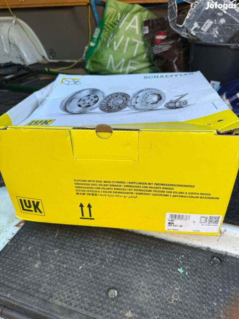 Luk Kuplung készlet Kettőstömegű lendkerékkel 600 0371 00