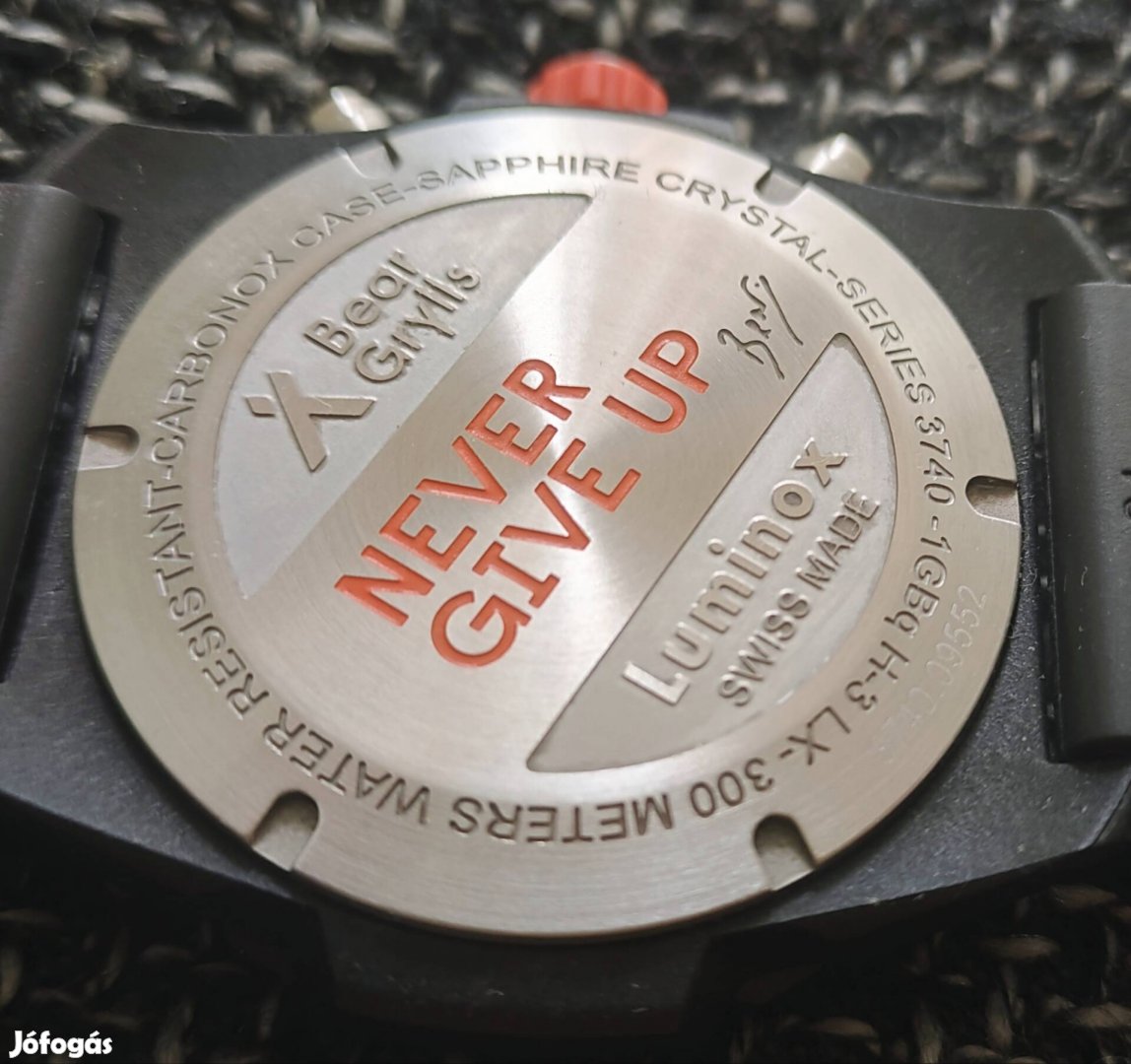 Luminox Bear Grylls survival chrono master búváróra