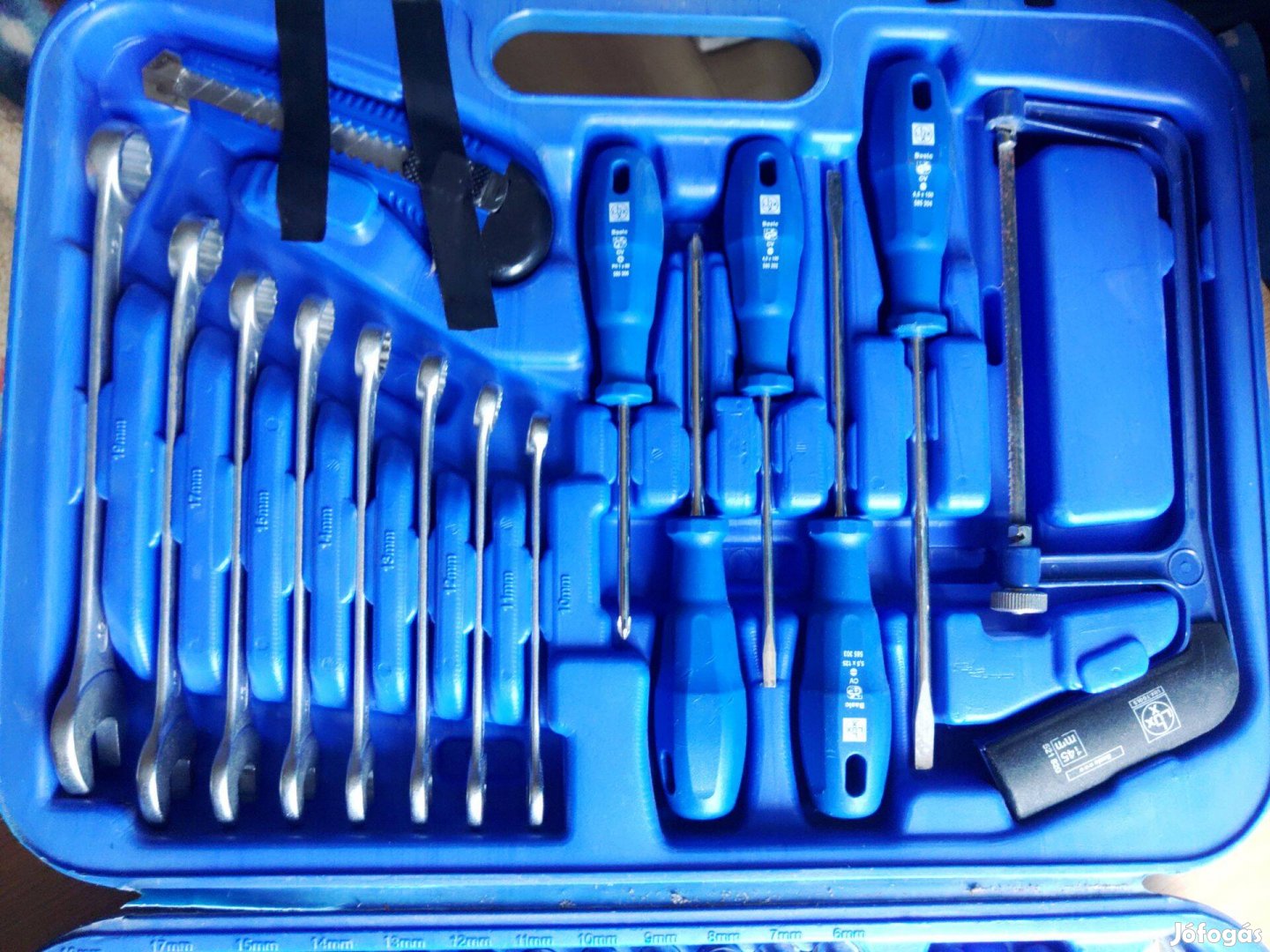Lux-Tools szerszámkészlet