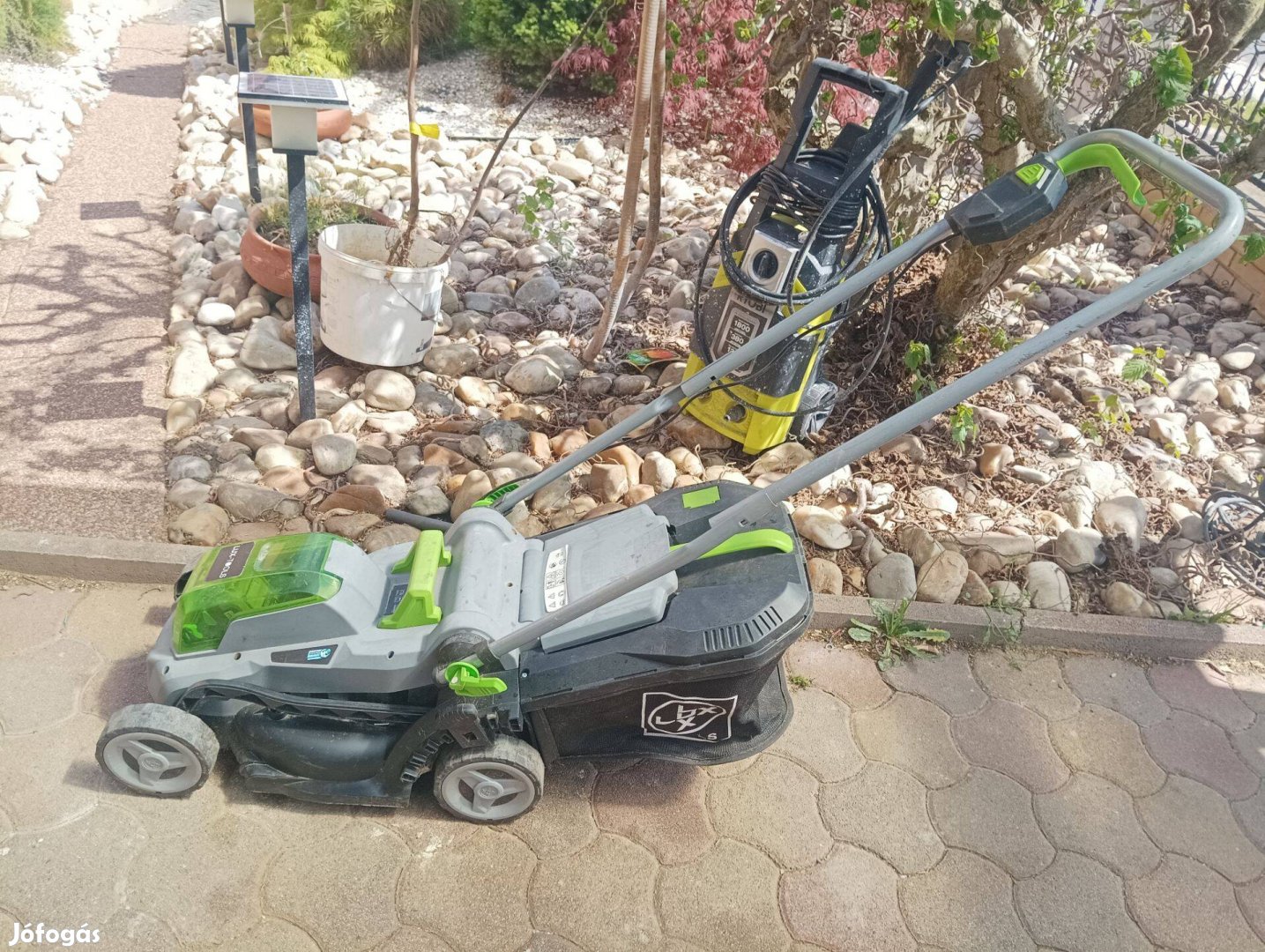 Lux tools akkumulátoros fűnyíró