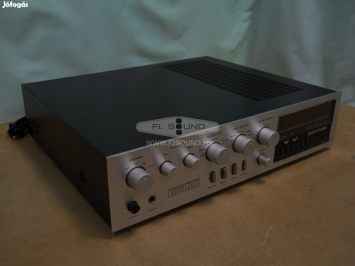 Luxman R-2050 ,2x90W,4-16 ohm,4 hangfalas rádiós sztereo erősítő