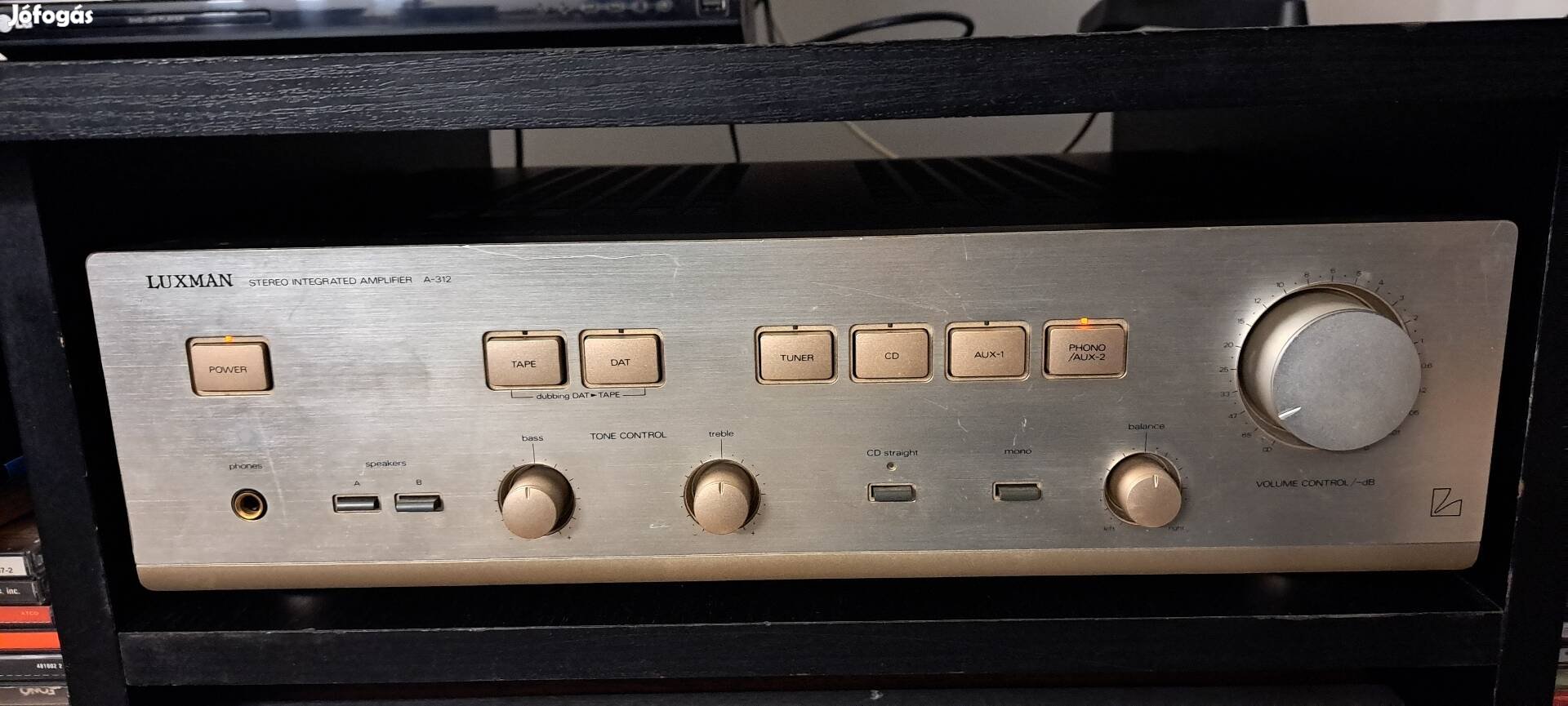 Luxman a 312 erösítő 