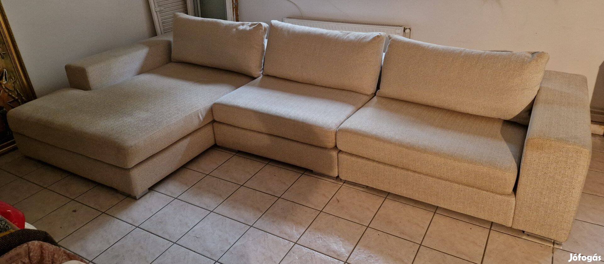 Luxus, igényes, minőségi nagyméretű Valencia ülőgarnitúra