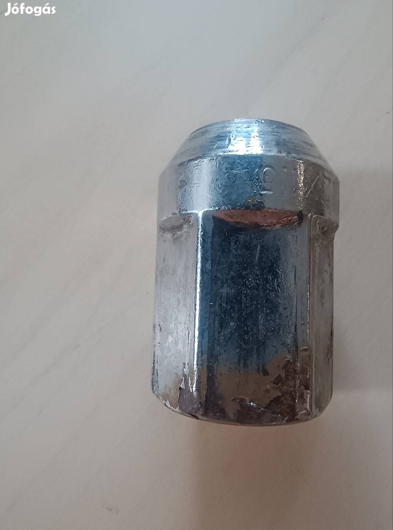 M12x1.5 kerékanya