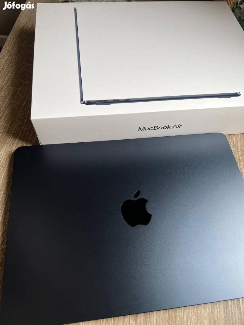 M2 Macbookair13 2022 8Gb 256SSD