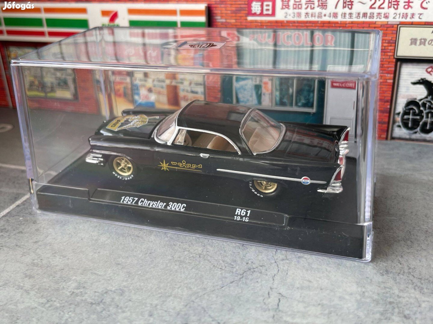 M2 Machines 1957 Chrysler 300C modellautó 1:64 méret
