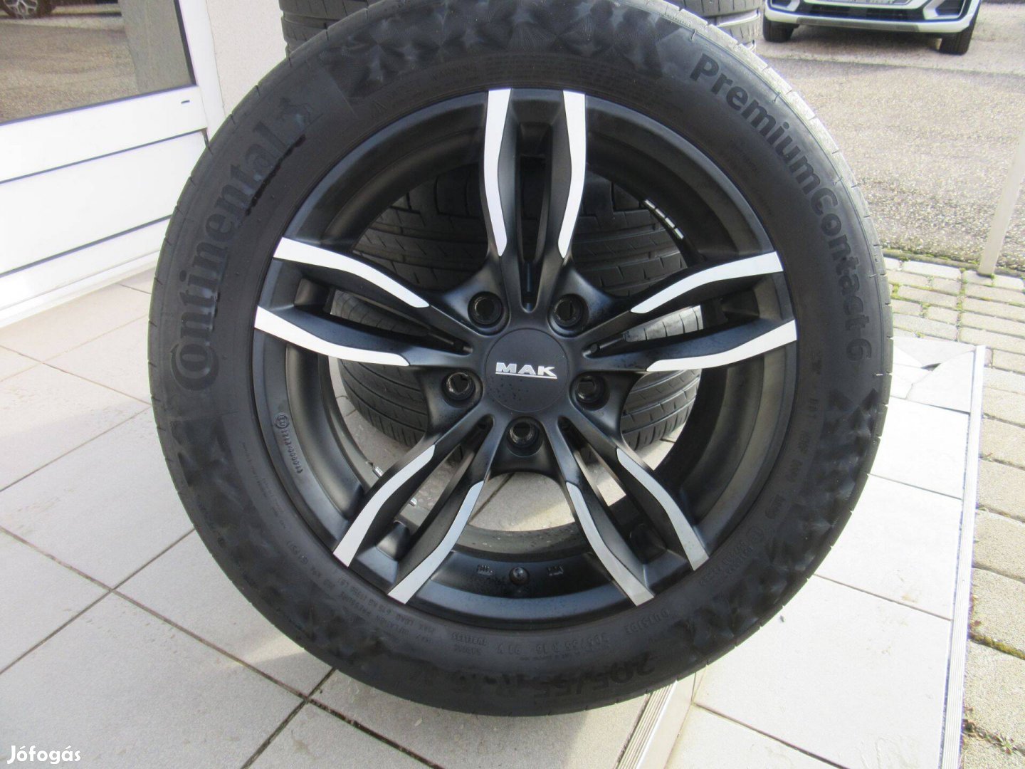MAK 5x120 Alukerék Continental 205/55 R 16 nyári gumival eladó