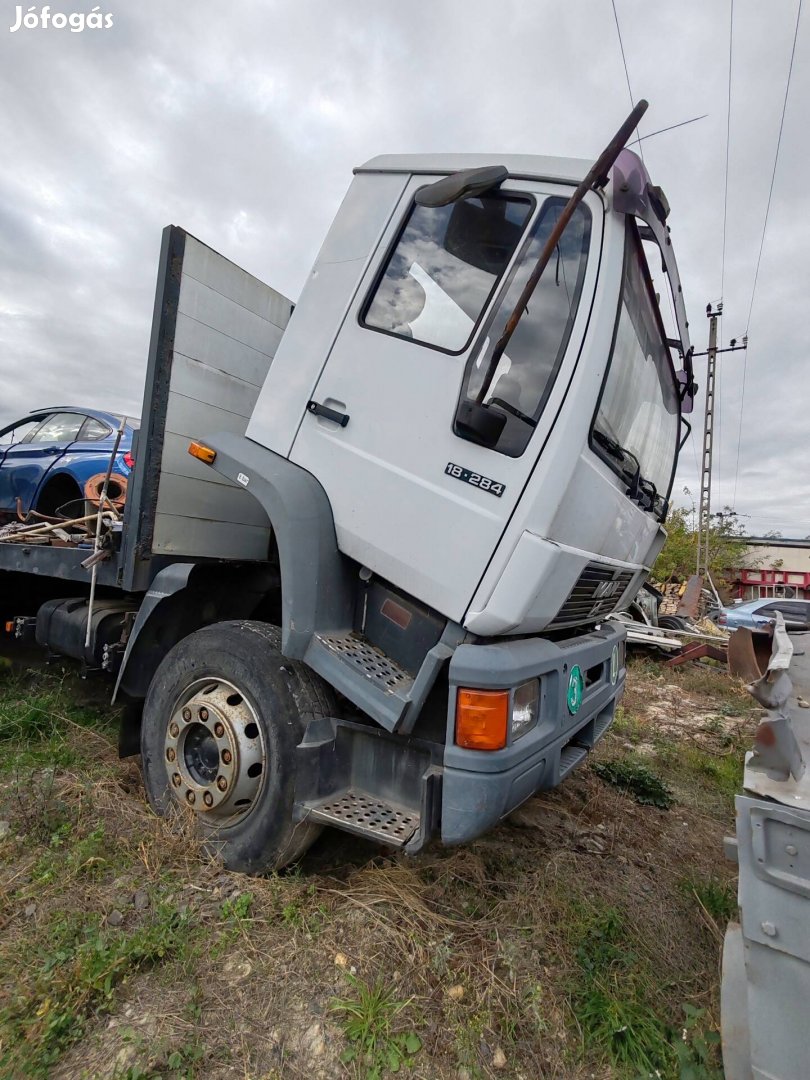 MAN 18.284 Egyben Vagy Fő Darabra Bontva