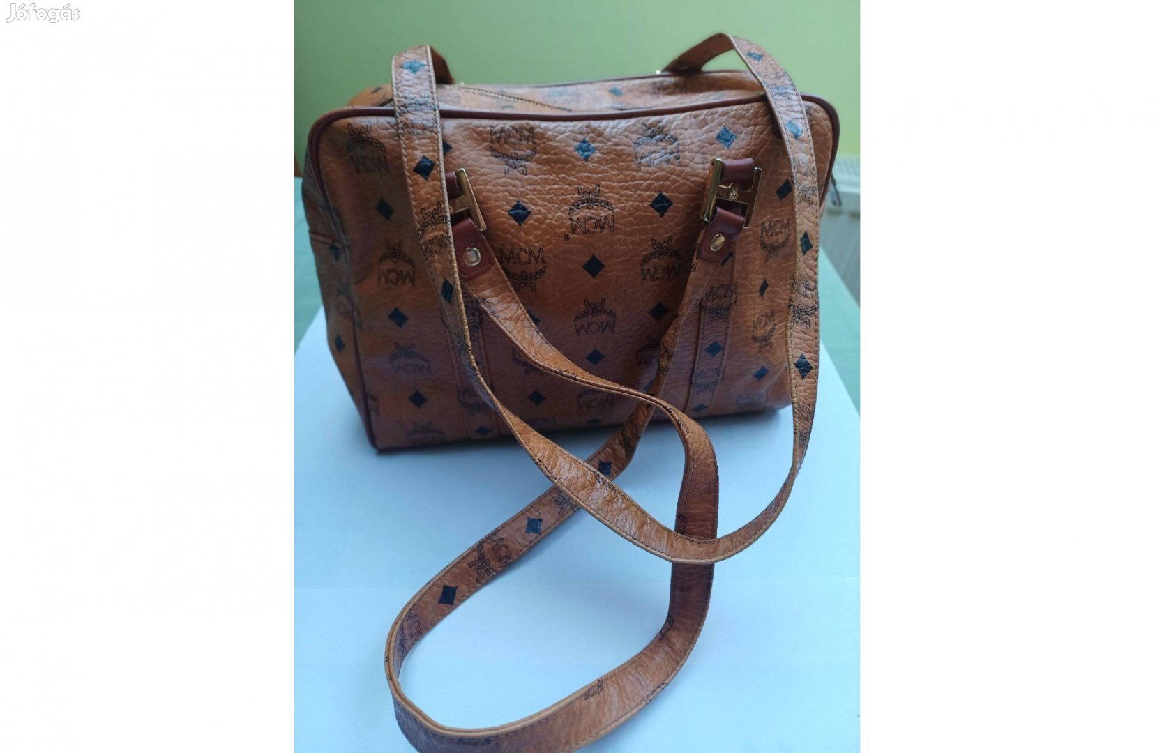 MCM női táska újszerü állapotban eladó
