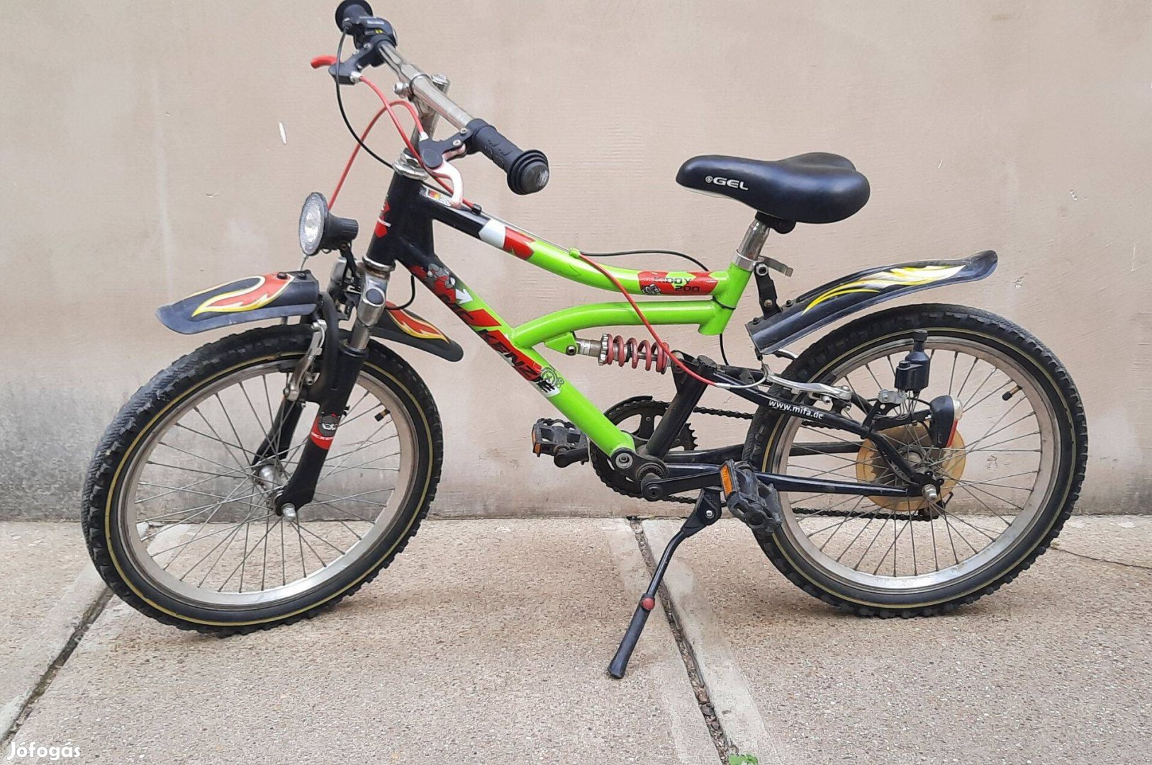 MC Kenzie Kiddy 200 összteleszkópos kerékpár