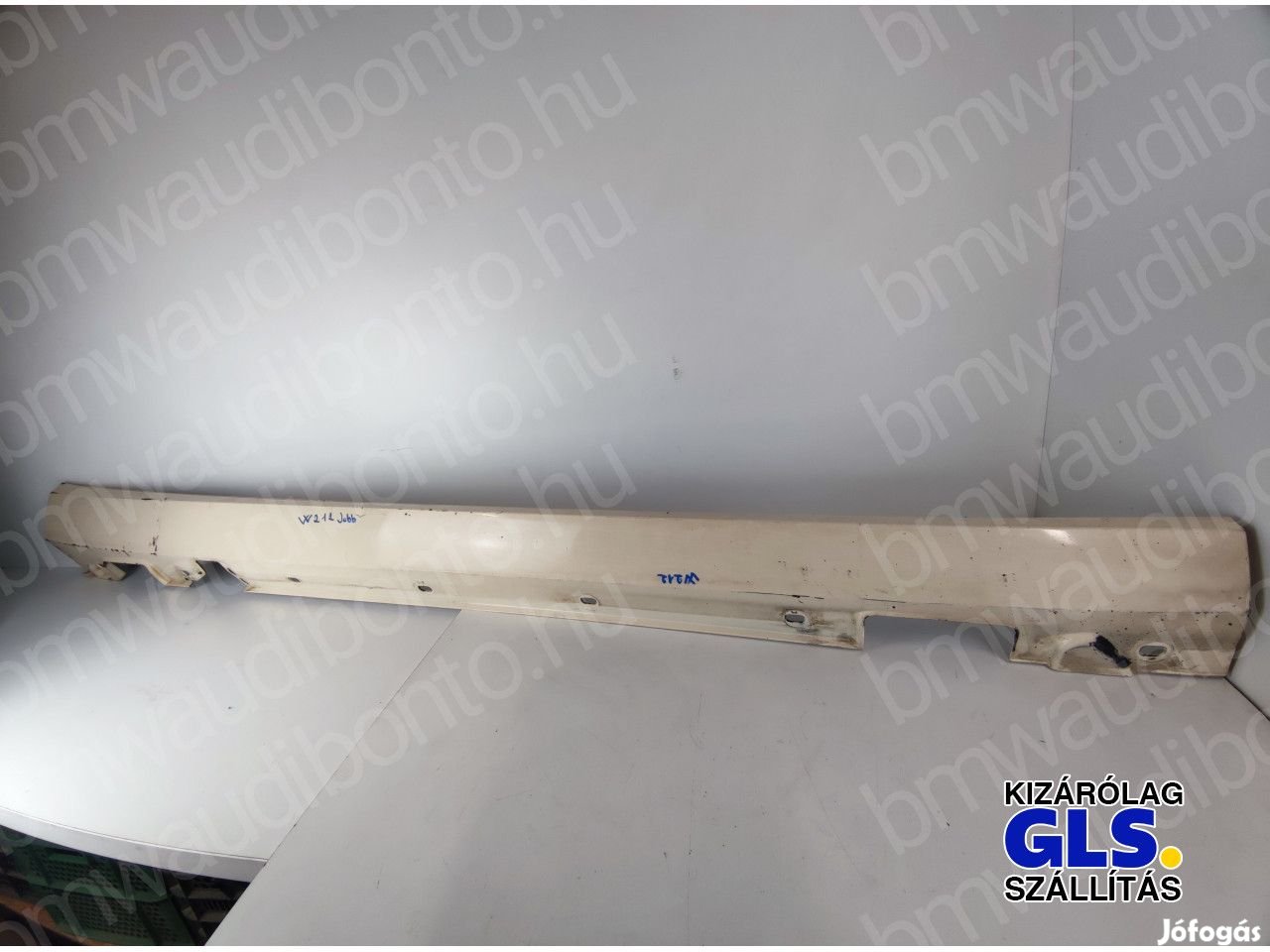 MERCEDES-BENZ E-CLASS (W212) Jobb külső küszöb burkolat (A2126900840)