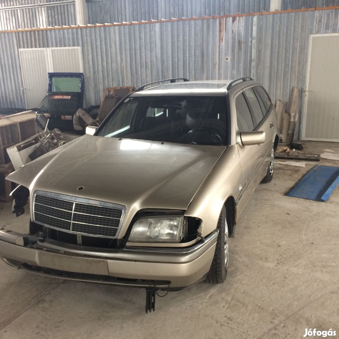MERCEDES C W202 220 D BAL K, MANUAL eladó