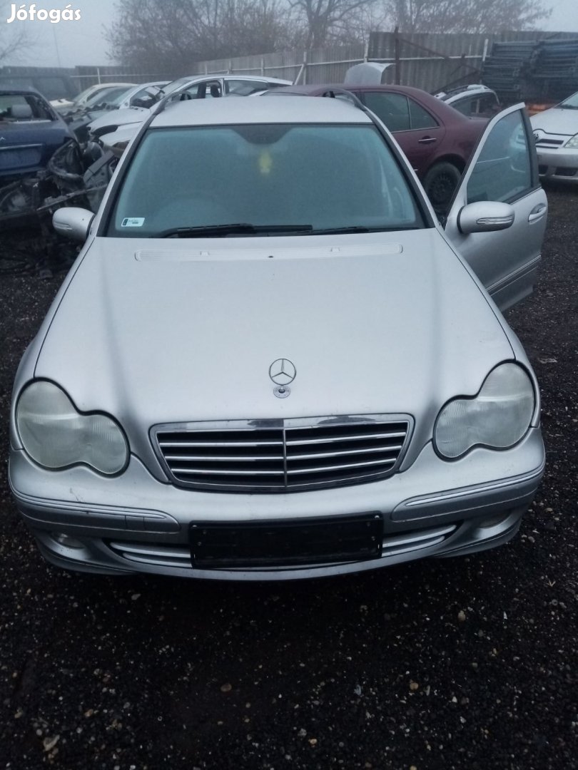 MERCEDES C W203 180 KOMP JOBB K, MANUAL eladó