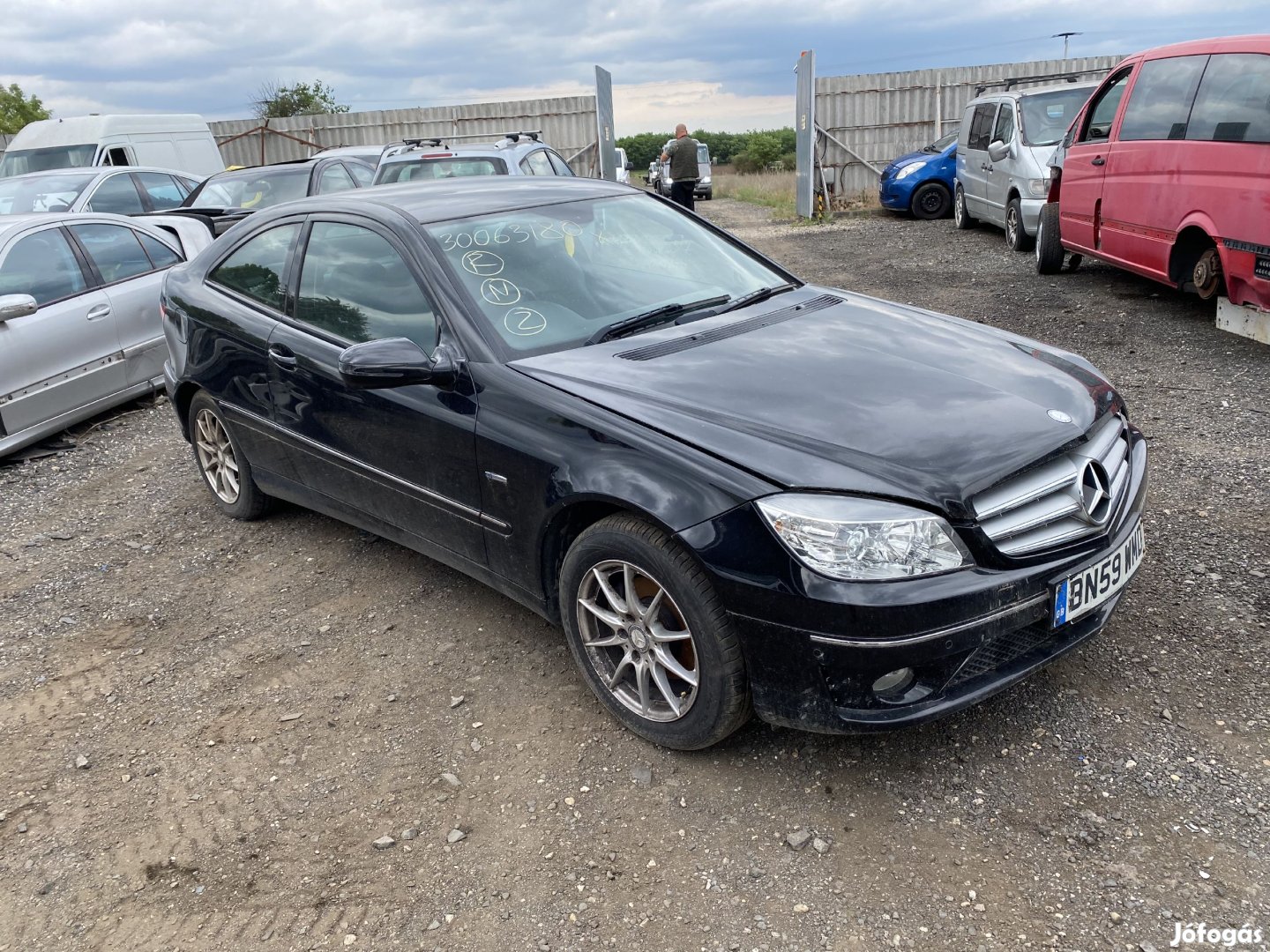MERCEDES C W204 1,6 BENZIN COUPÉ JOBB K, eladó