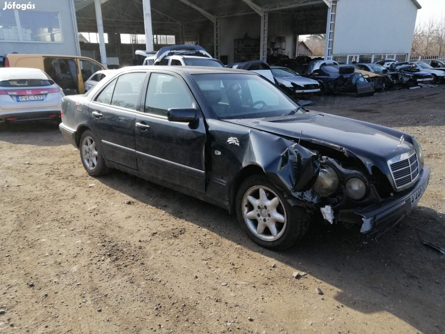 MERCEDES E W210 300 TD BAL K, AUTOM eladó