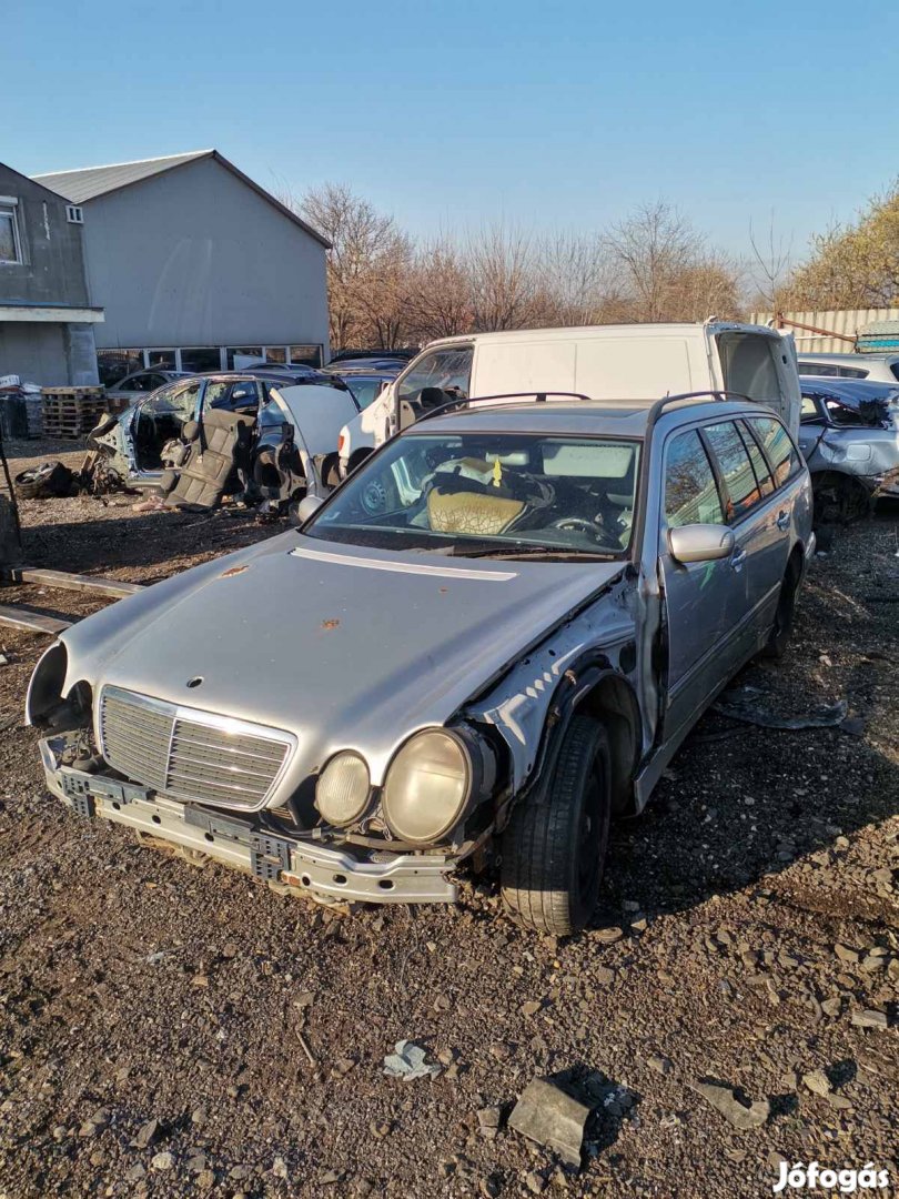 MERCEDES E W210 320 CDI KOMBI eladó