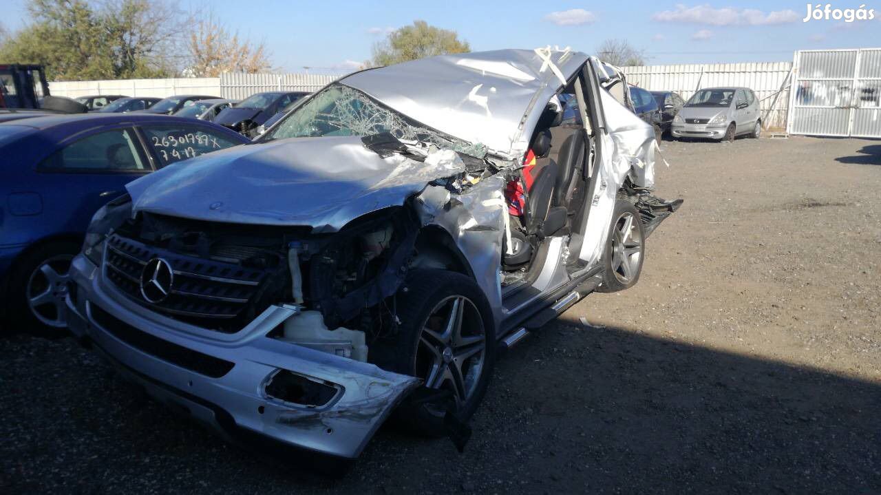 MERCEDES ML W164 320 CDI BAL K, AUTOM eladó