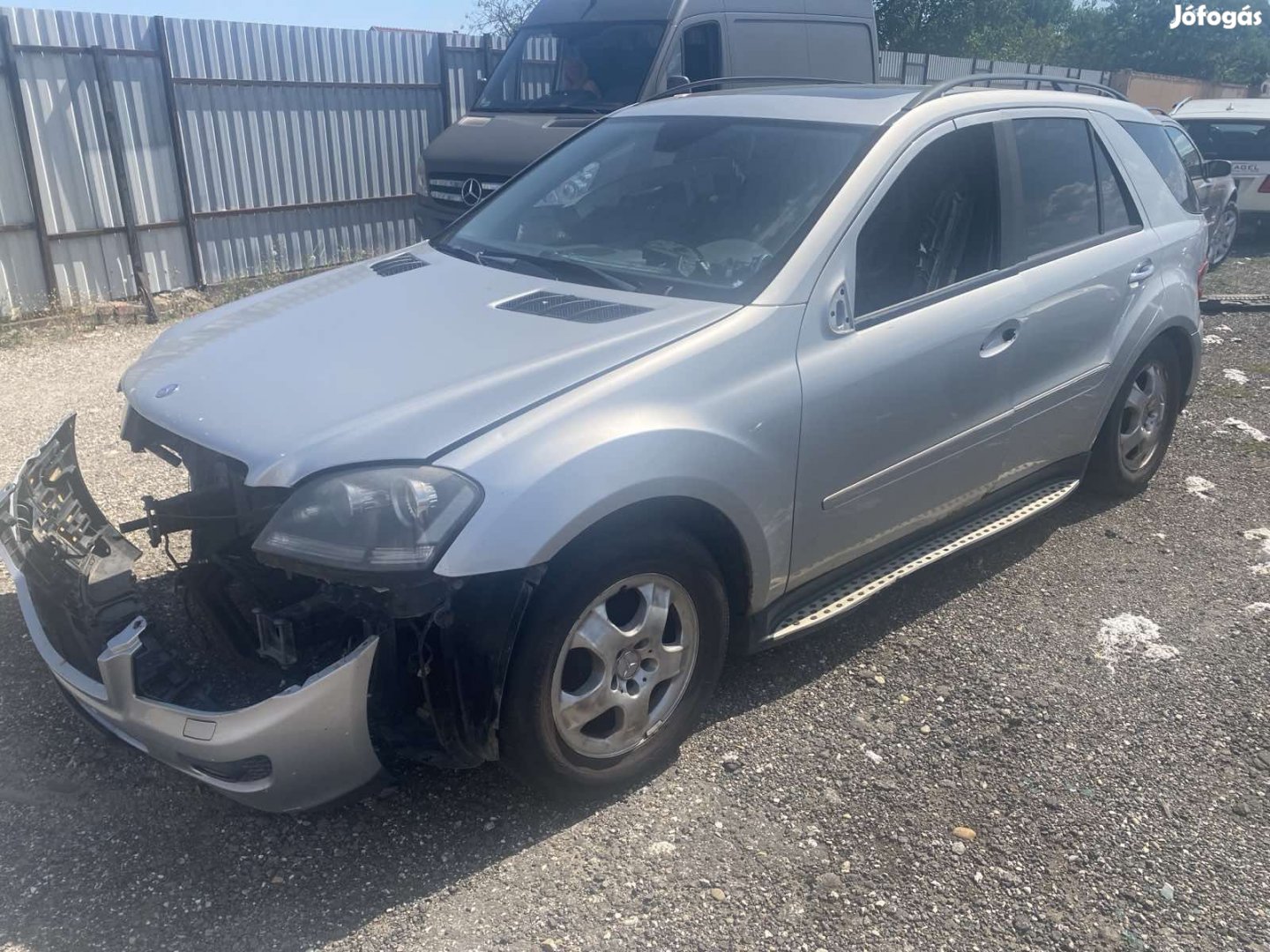 MERCEDES ML W164 350 BENZIN BAL K, AUTOM eladó