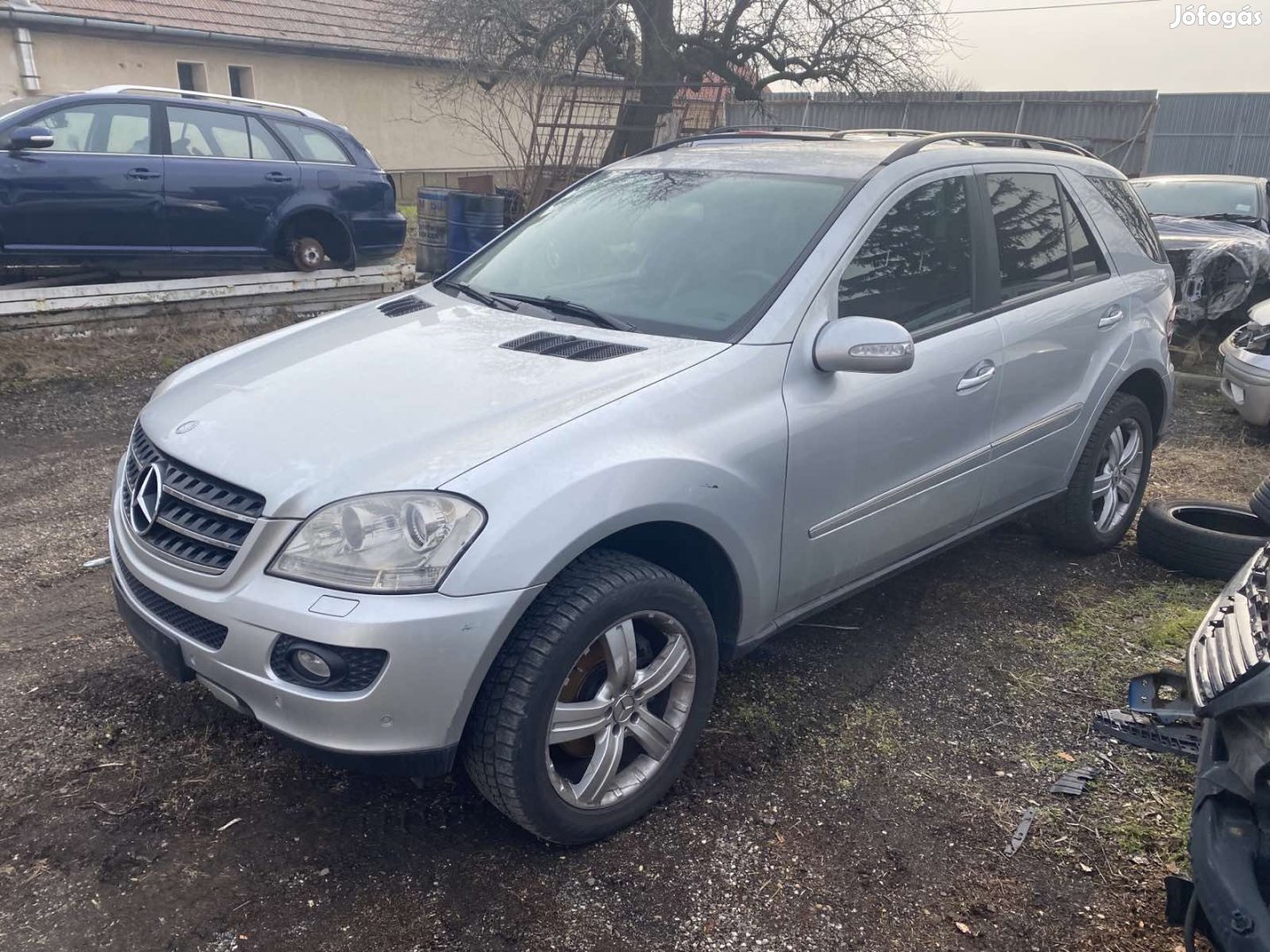 MERCEDES ML W164 350 BENZIN BAL K, AUTOM eladó