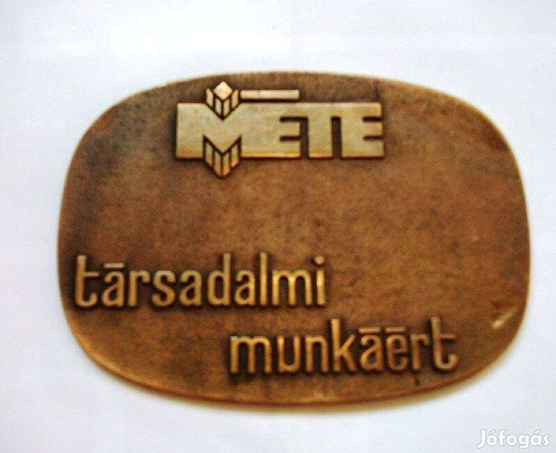 MÉTE kitüntetés dízsdobozával eladó Győr