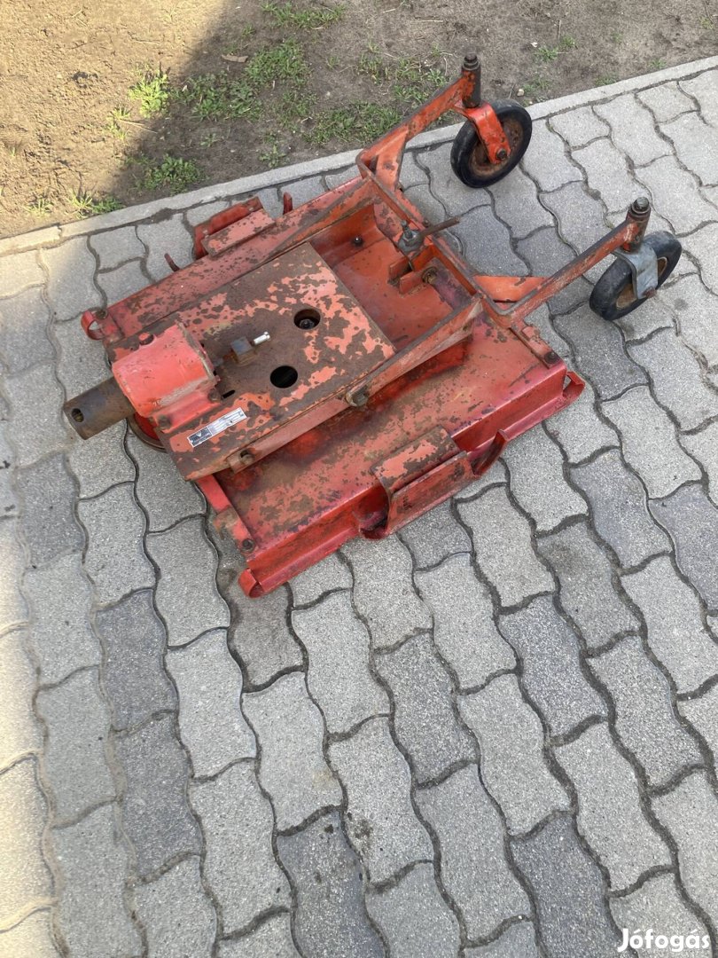 MF-70 Szárzúzó adapter