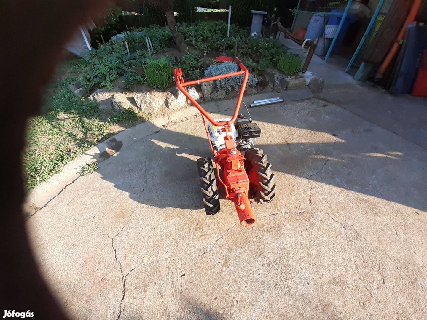 MF-70-es kerti kisgép eladó !!!